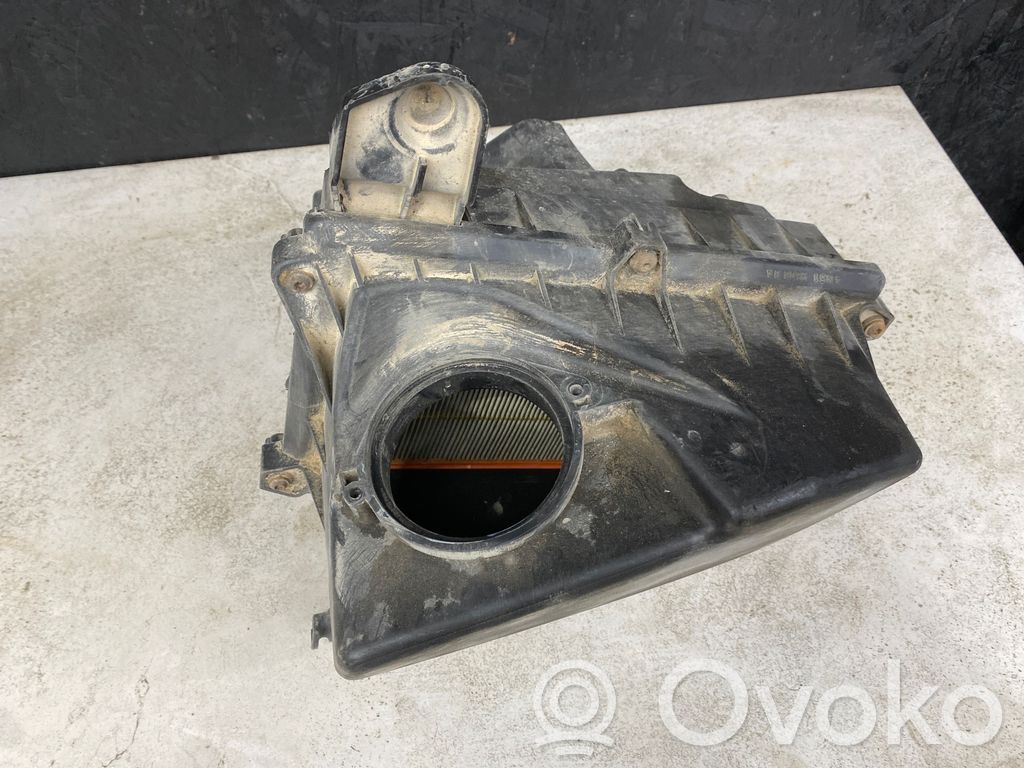 Volvo V50 Air filter box 