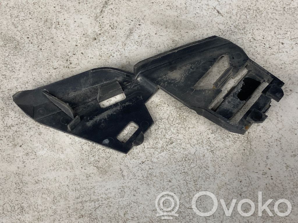 Volvo V50 Headlight/headlamp mounting bracket 