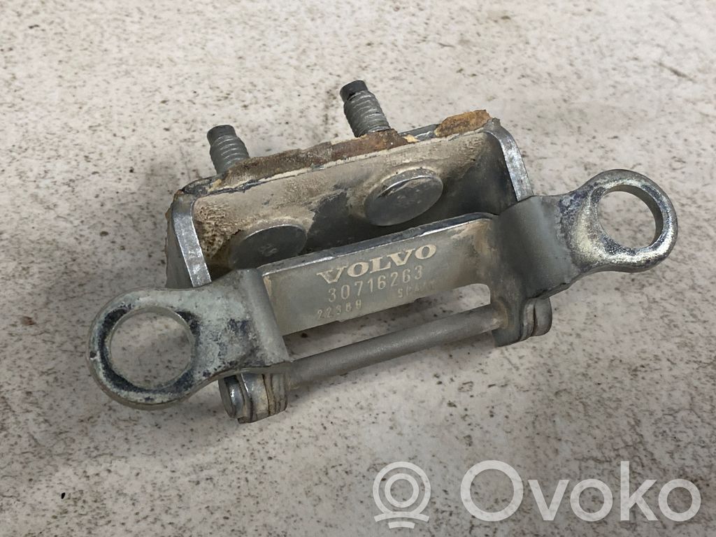 Volvo V50 Tailgate/trunk/boot hinge 