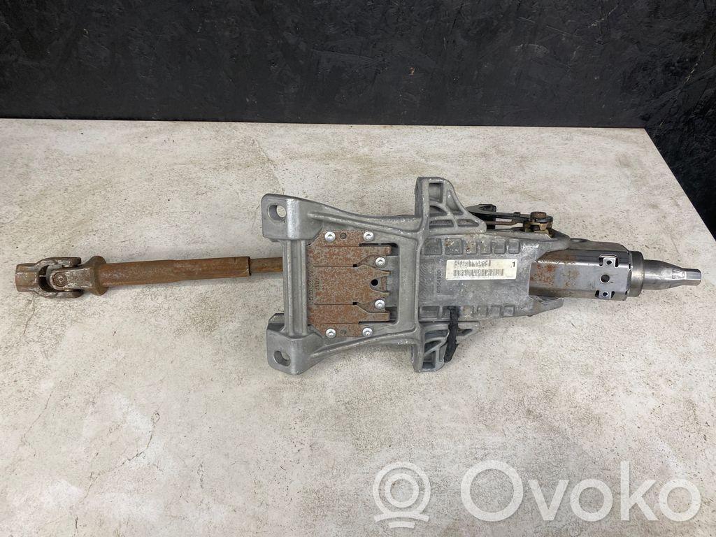Volvo V50 Steering wheel axle 