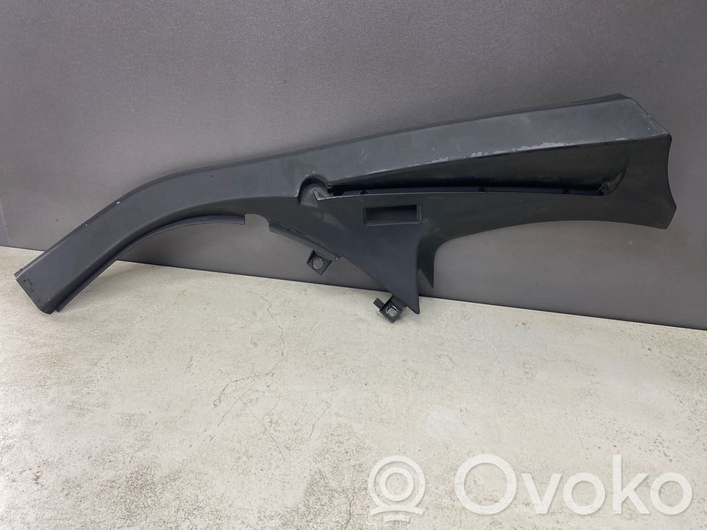BMW 5 E60 E61 Tavarahyllyn kannen kannatin 