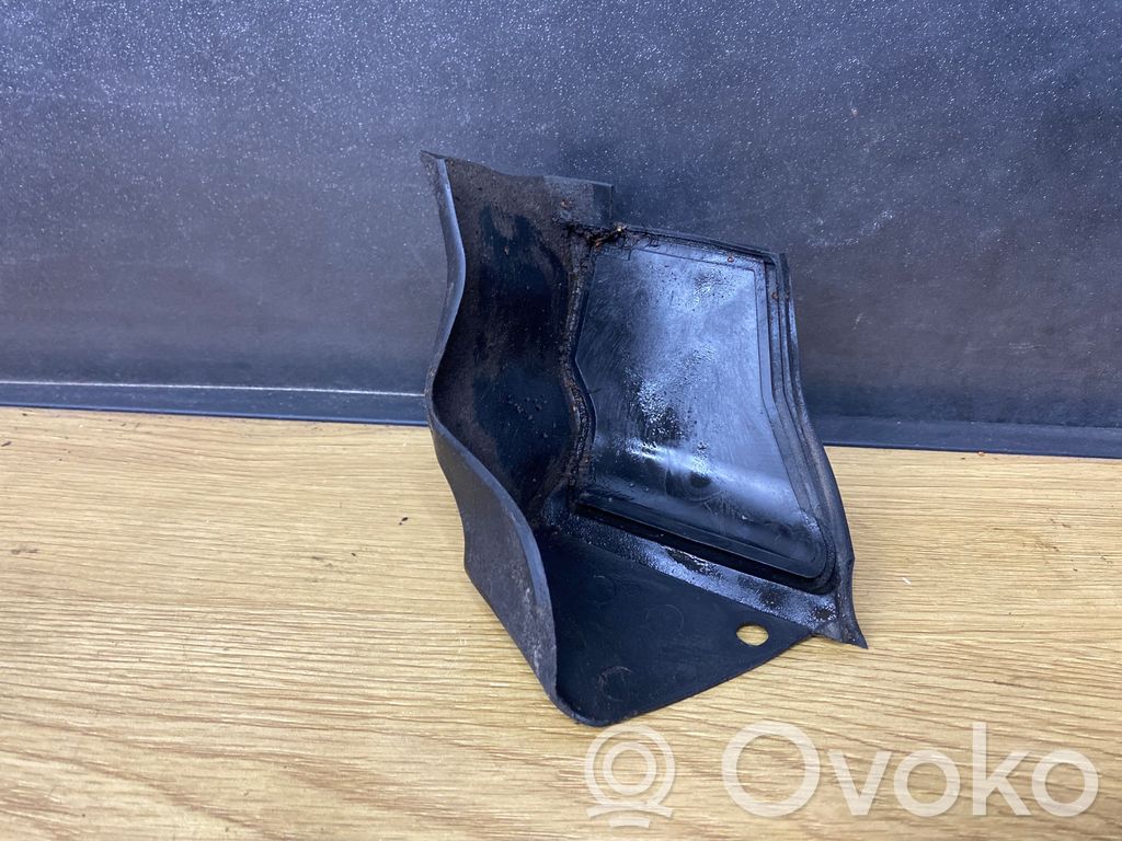 BMW 3 E90 E91 Lietusūdens tekne 