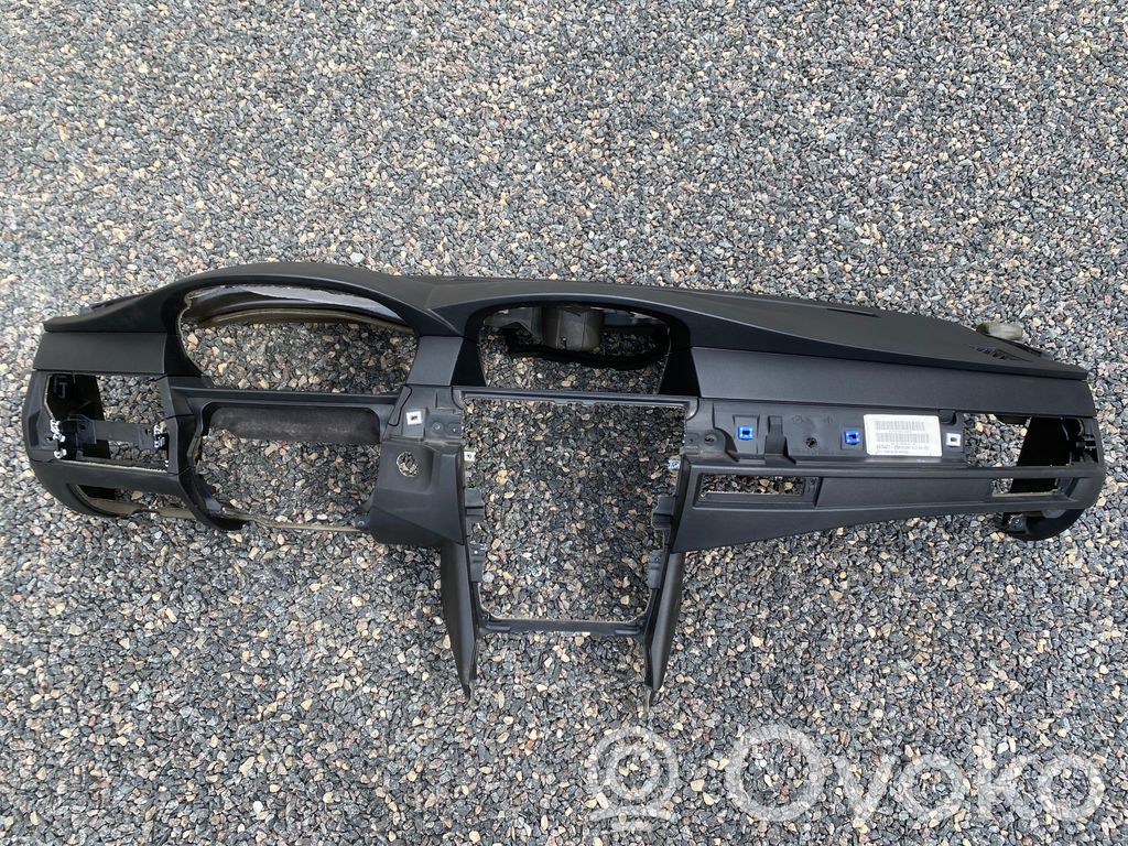 BMW 5 E60 E61 Панель 