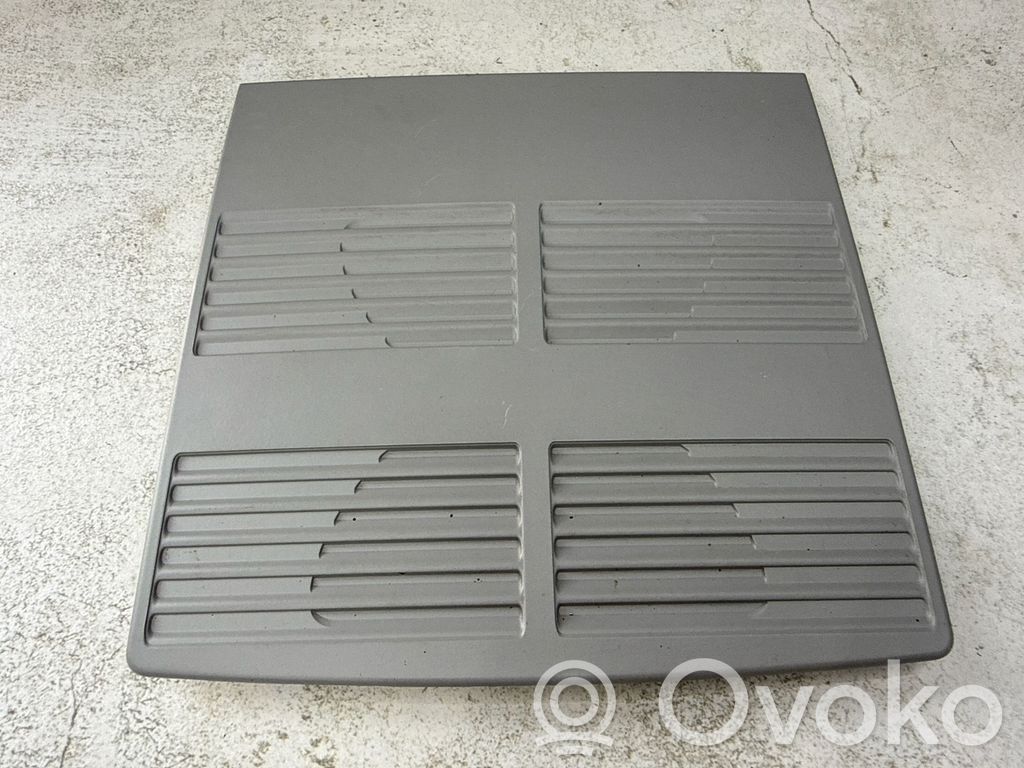BMW 5 E60 E61 Dangtelis lubose 