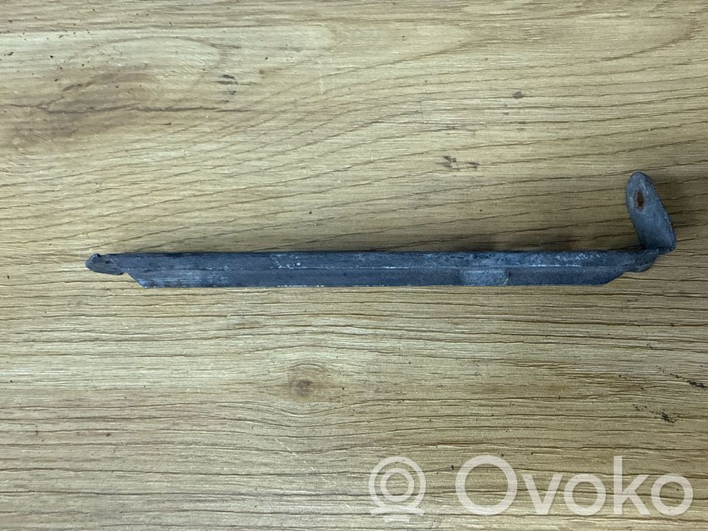 Volvo XC90 Ajovalon kannake 