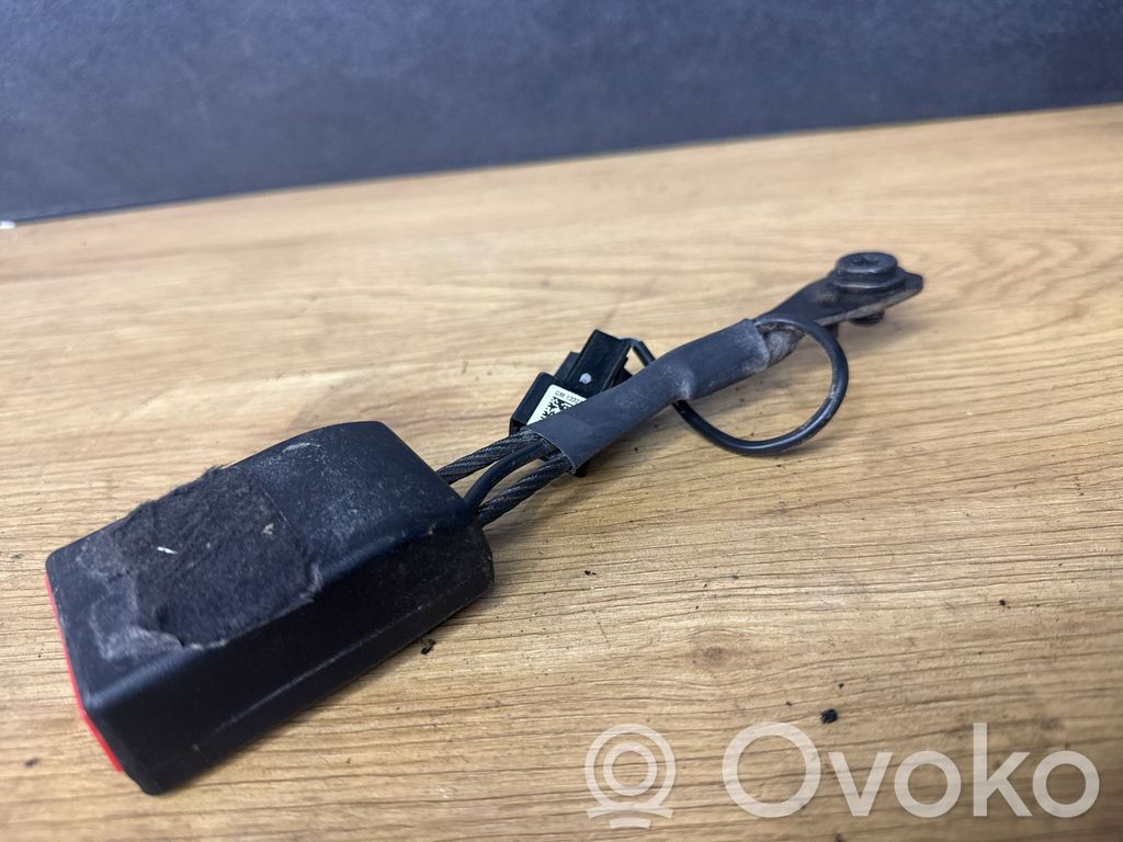 Opel Insignia A Klamra przedniego pasa bezpieczeństwa 