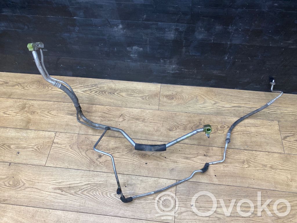 Opel Insignia A Ilmastointilaitteen putki (A/C) 
