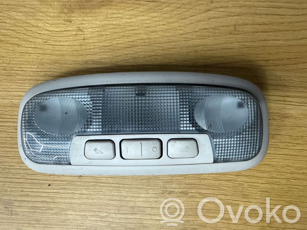 Ford Mondeo MK IV Luz del asiento trasero 