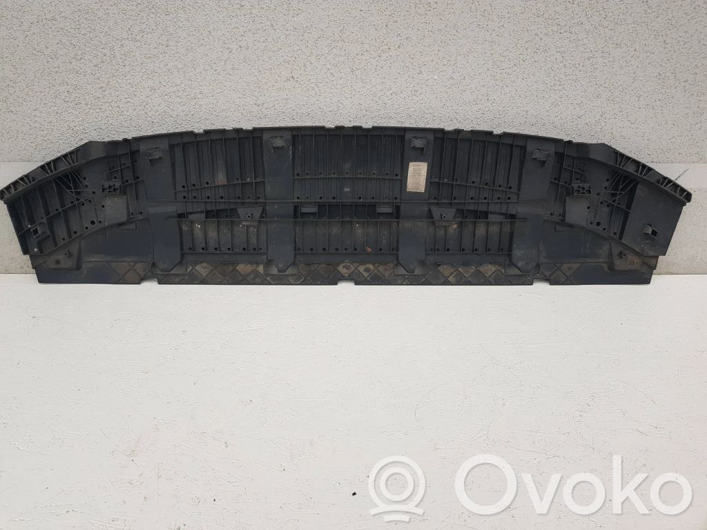 Audi Q3 8U Piastra paramotore/sottoscocca paraurti anteriore 
