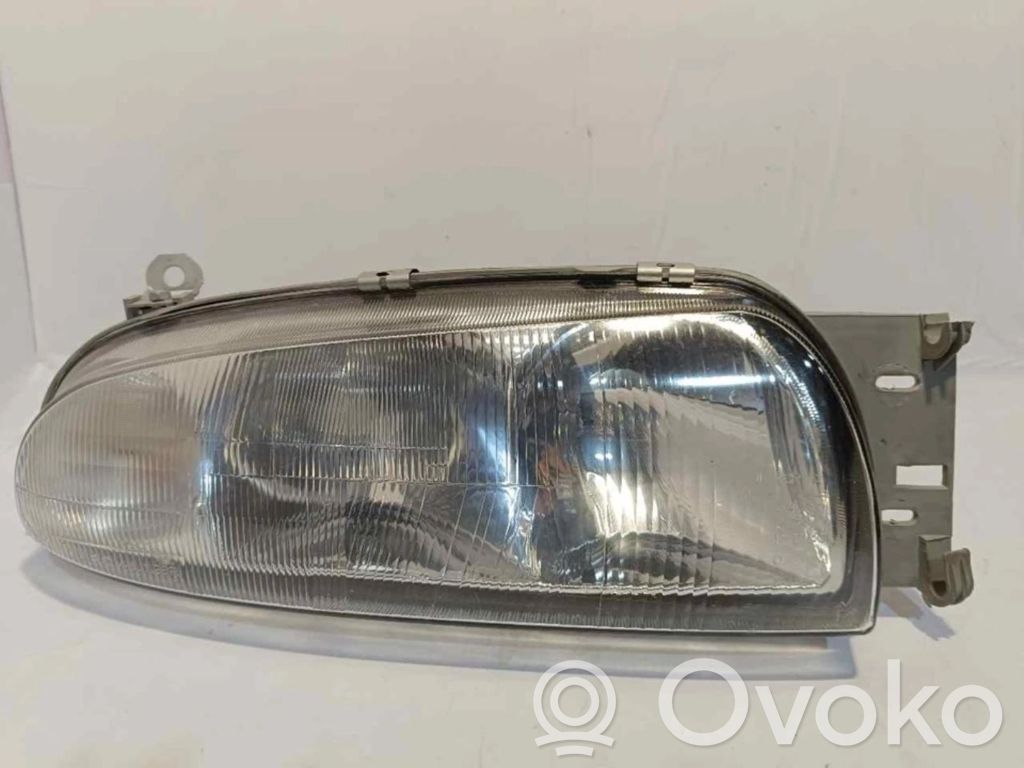 Ford Fiesta Headlight/headlamp 