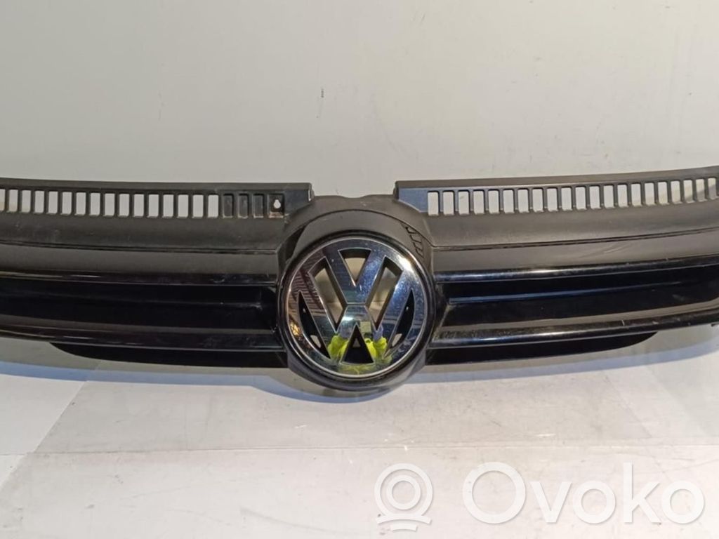Volkswagen Golf V Atrapa chłodnicy / Grill 
