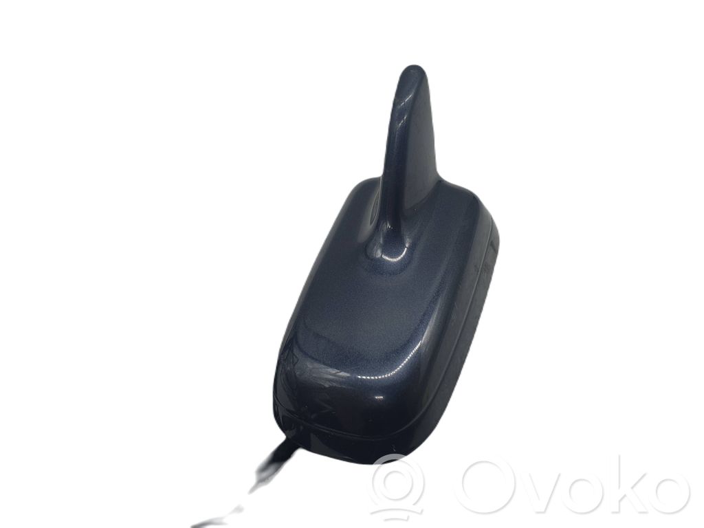 Audi A6 S6 C6 4F GPS-pystyantenni 