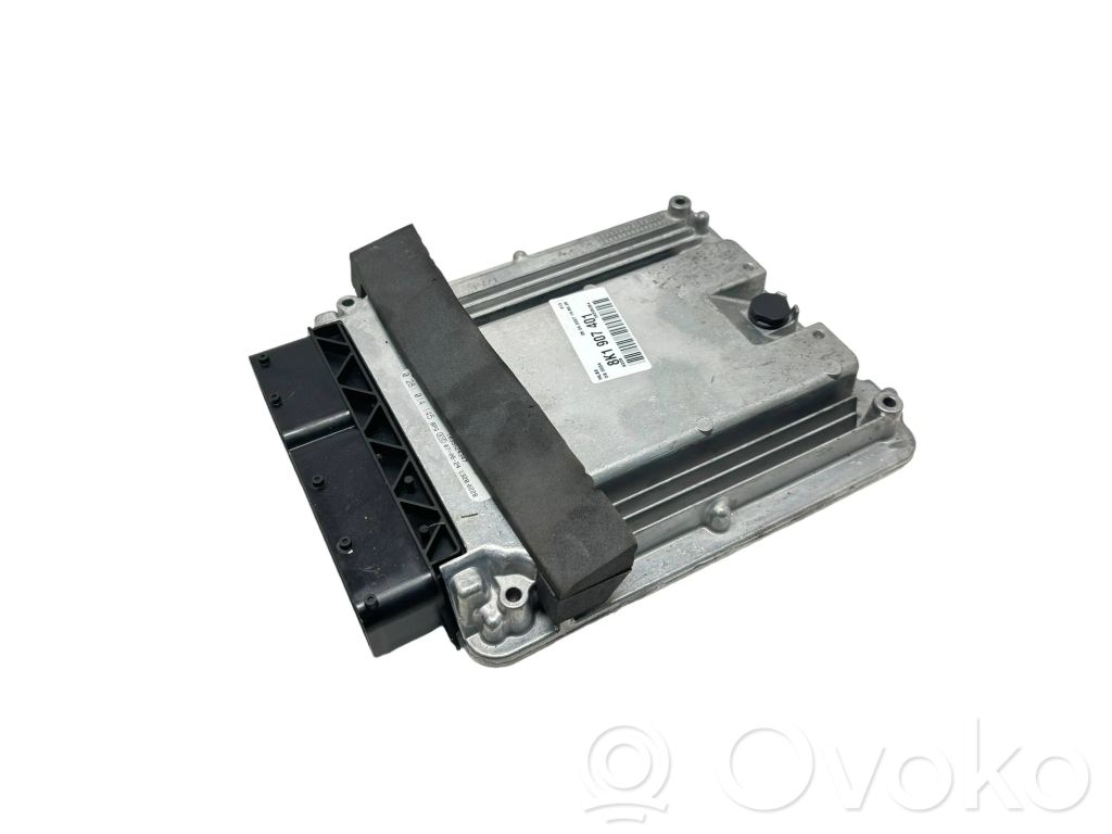 Audi A5 8T 8F Engine control unit/module 