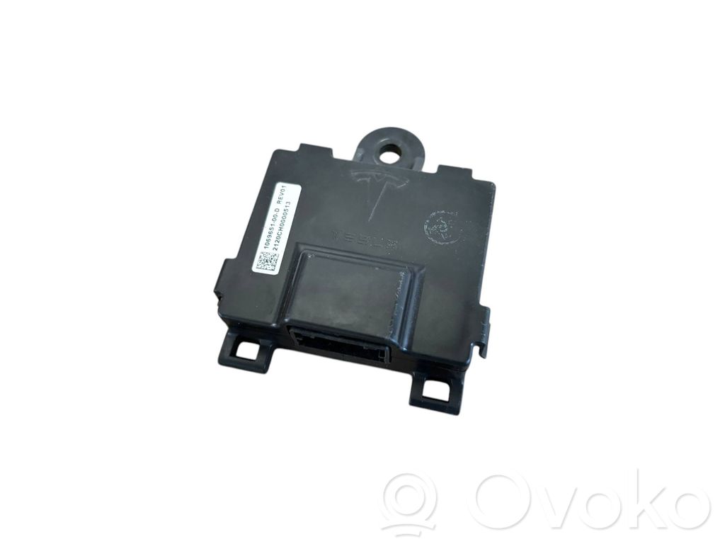 Tesla Model S Door control unit/module 