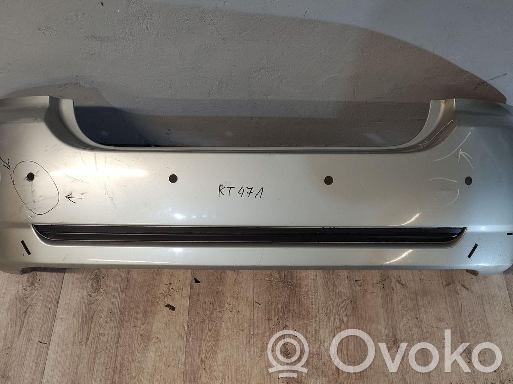 Toyota Corolla E120 E130 Parachoques 