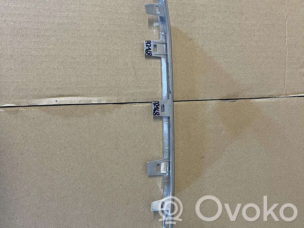 KIA Ceed Front bumper upper radiator grill 