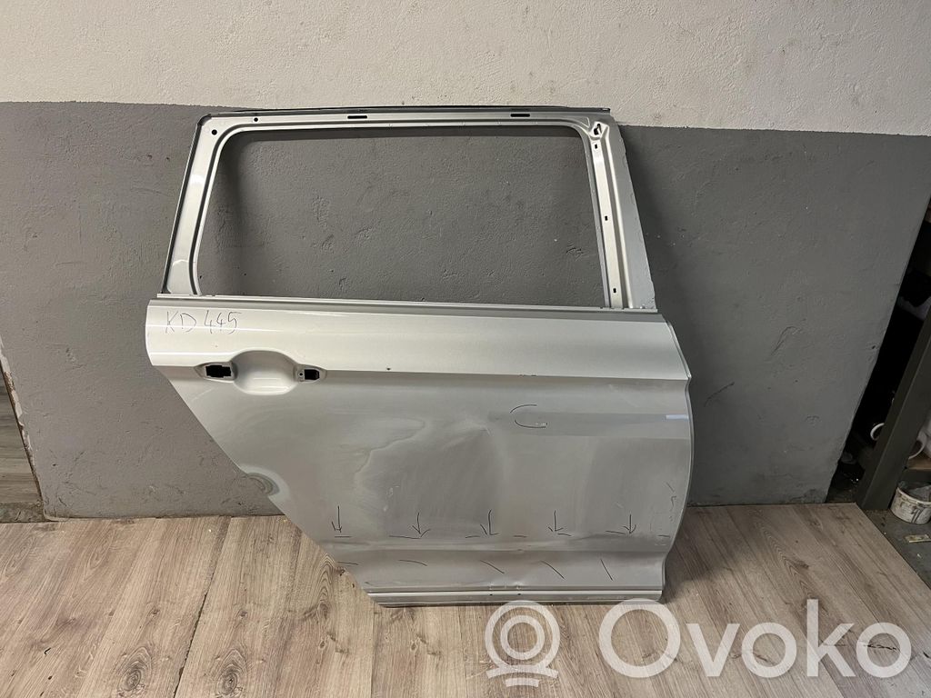 Volkswagen PASSAT B8 Galinės durys 