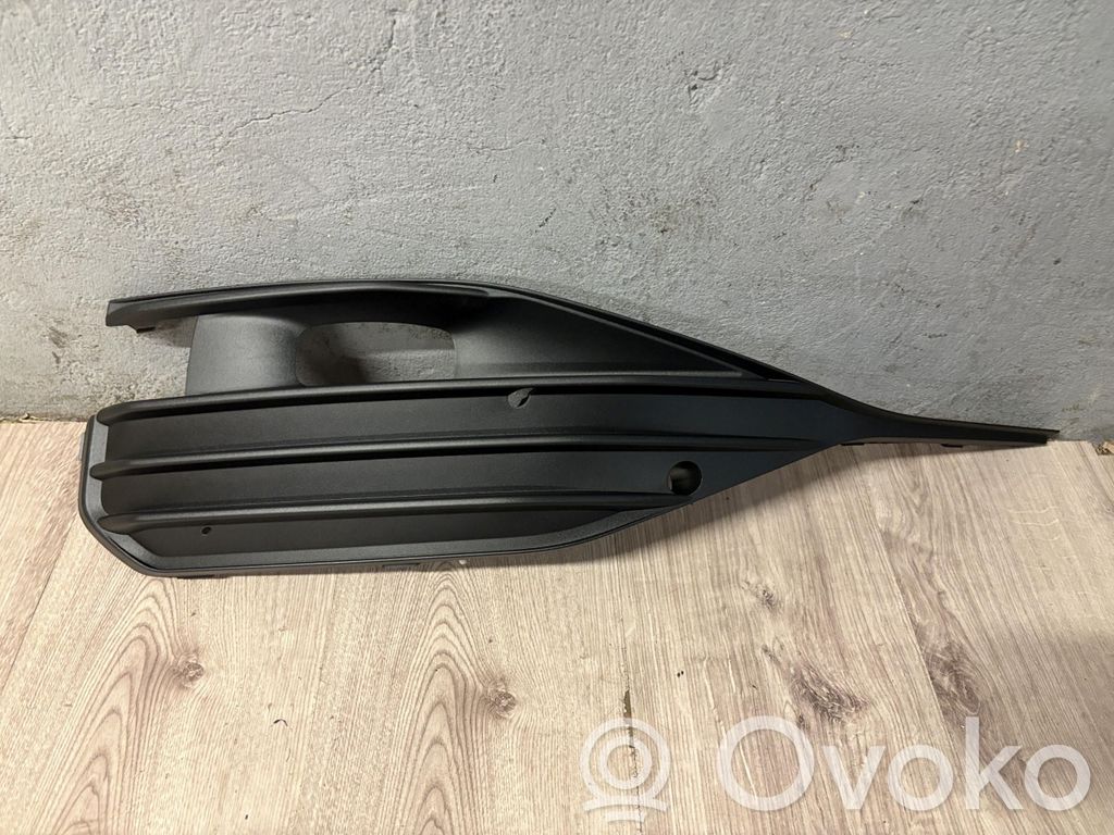 Seat Leon IV Rejilla inferior del parachoques delantero 