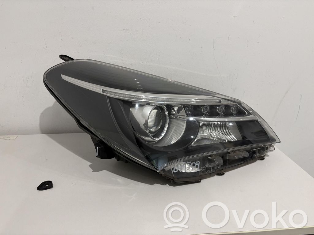 Toyota Yaris Phare frontale 