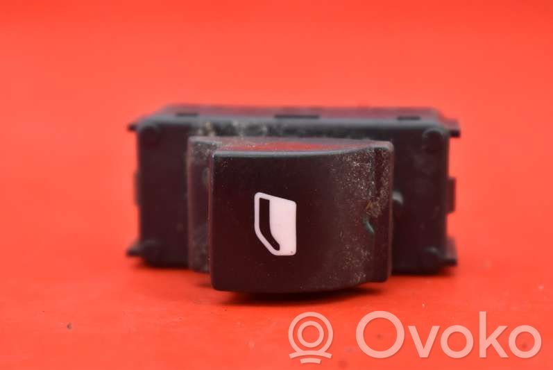 Peugeot 301 Electric window control switch 