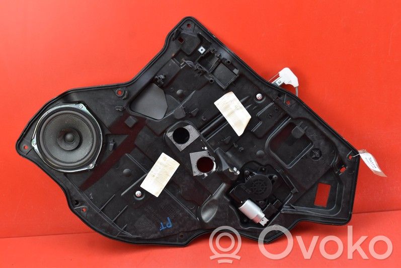 Mazda 2 Regulador de puerta trasera con motor 