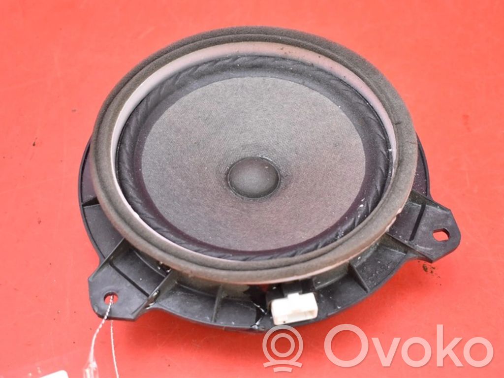 Toyota Avensis T270 Subwoofer altoparlante