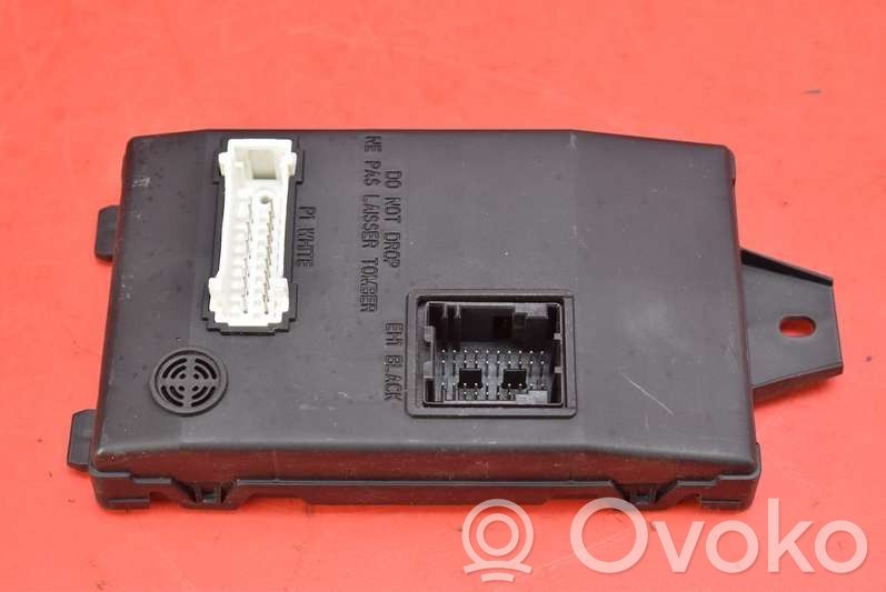 Engine control unit/module ECU   8201013753,8201013753