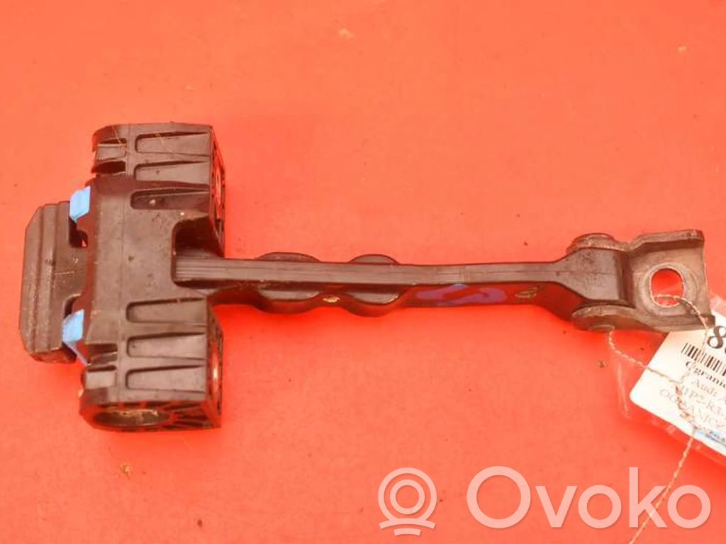 Audi A1 Etuoven pidätin 