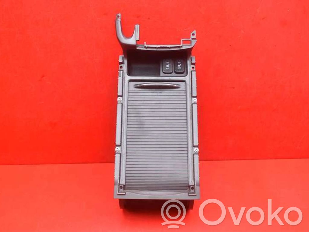 Honda Civic IX Hansikaslokero 