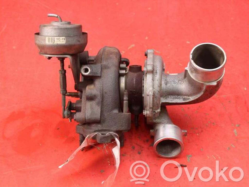 Toyota Avensis T270 Piesă sistem vacuum turbosuflantă 