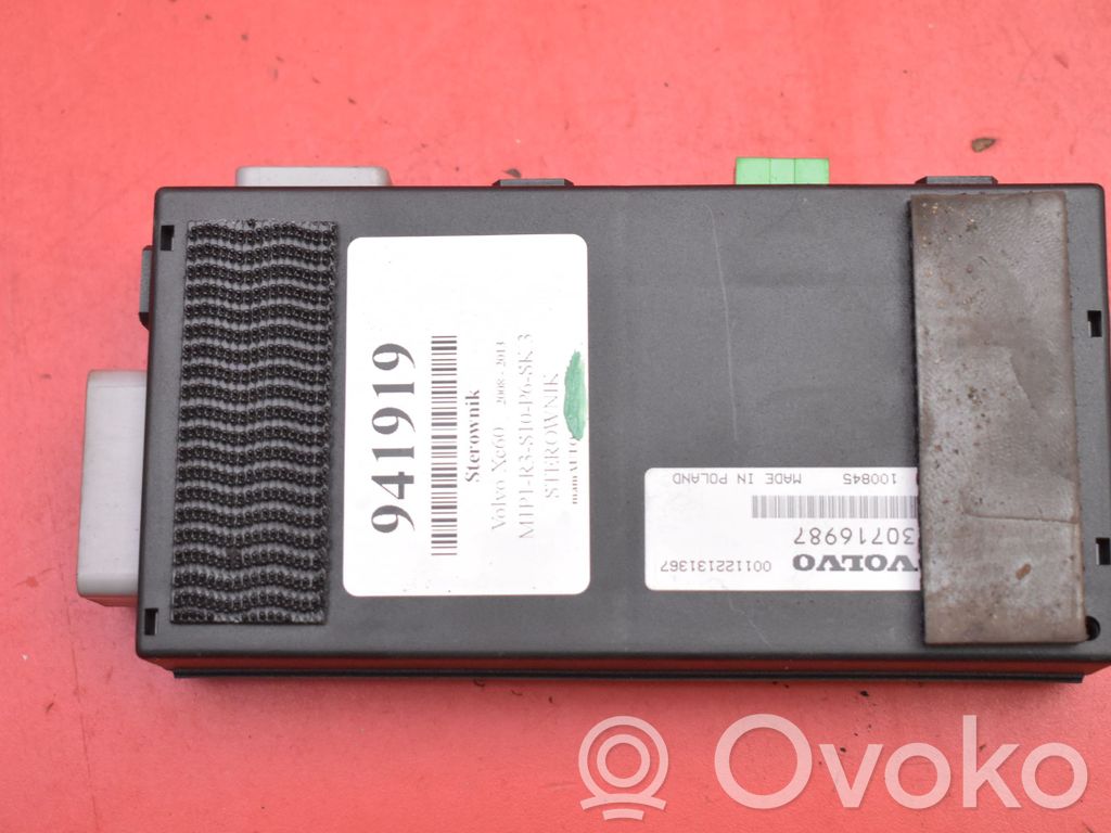 Centralina/modulo motore ECU   30716987,30716987
