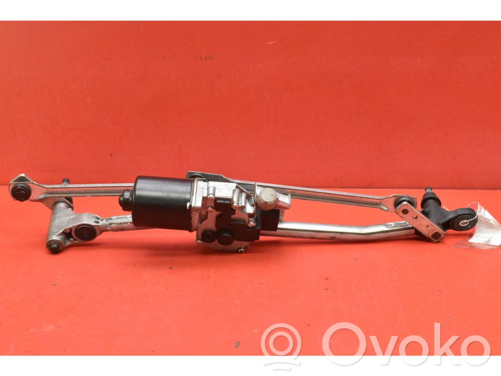 BMW 1 E81 E87 Front wiper linkage and motor 