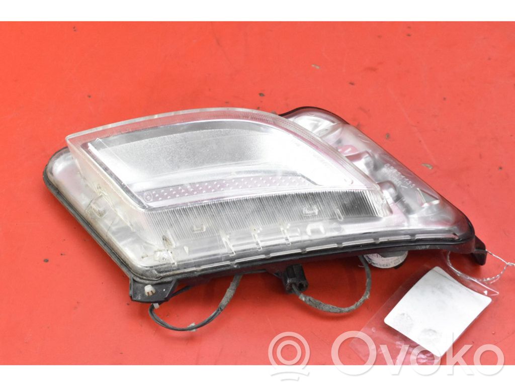 Volvo S60 Etusumuvalo 