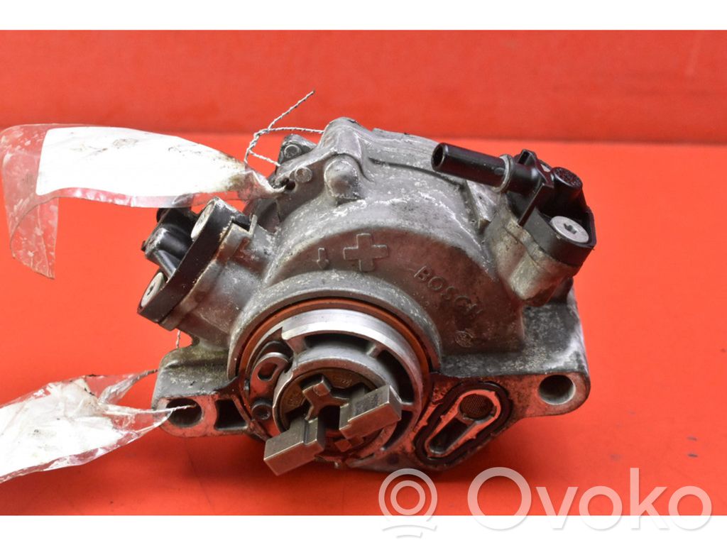 Pompe à vide   9804021880,9804021880
