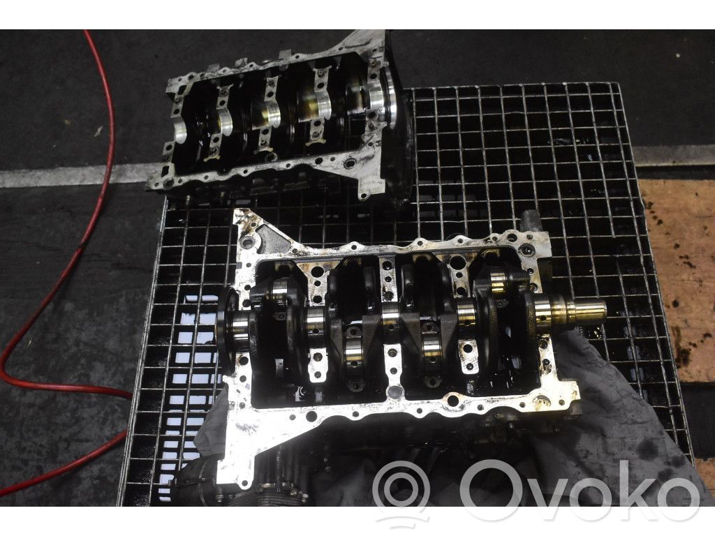 Peugeot 407 Bloque de motor 