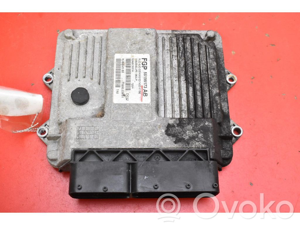 Suzuki Swift I Engine control unit/module ECU 