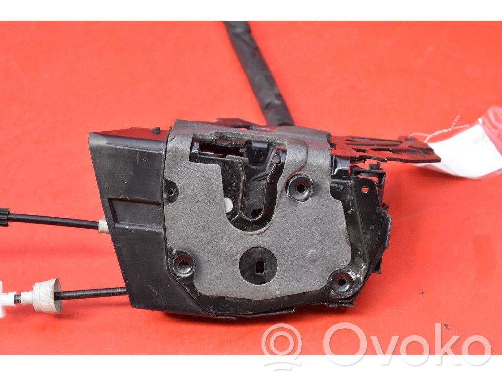 Jaguar XE Front door lock 