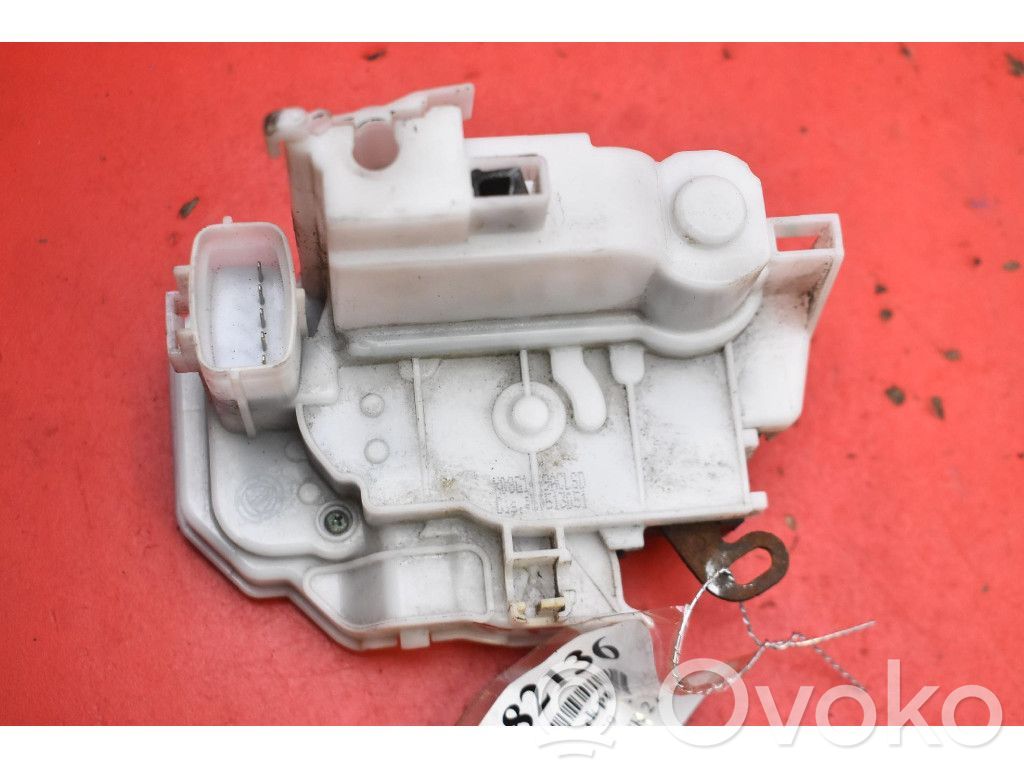 Alfa Romeo 159 Front door lock 