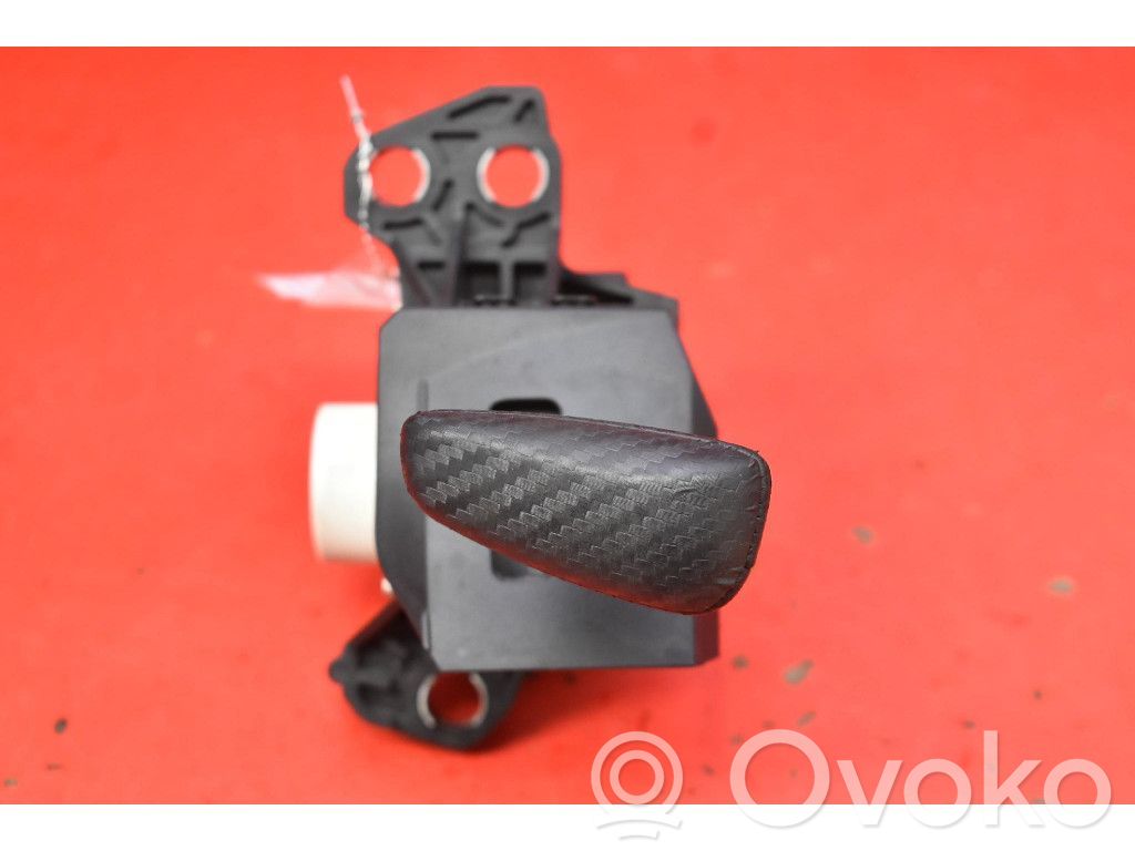 BMW 2 Active Tourer U06 Palanca de cambios 