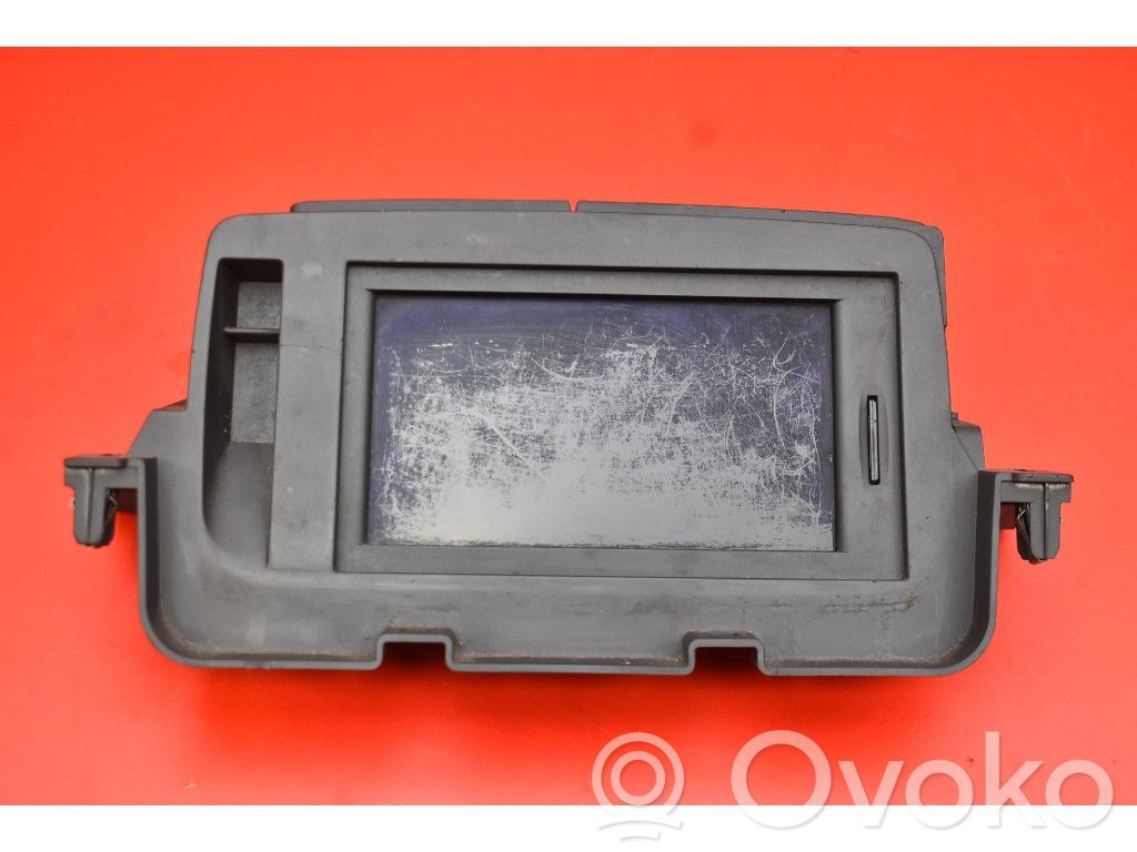 Renault Megane III Panel / Radioodtwarzacz CD/DVD/GPS 