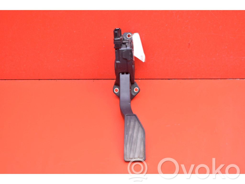 Suzuki Alto Pedał gazu / przyspieszenia 