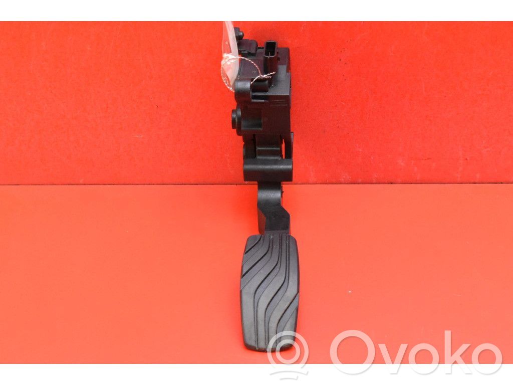 Renault Megane I Accelerator throttle pedal 