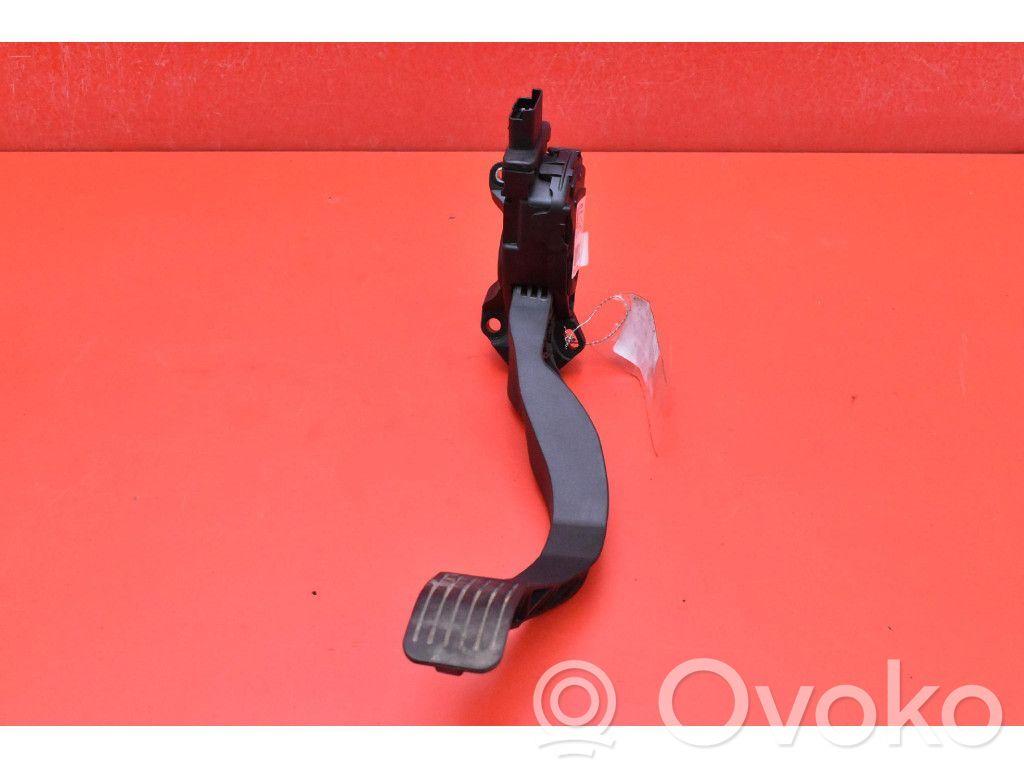 Citroen C3 Picasso Accelerator throttle pedal 