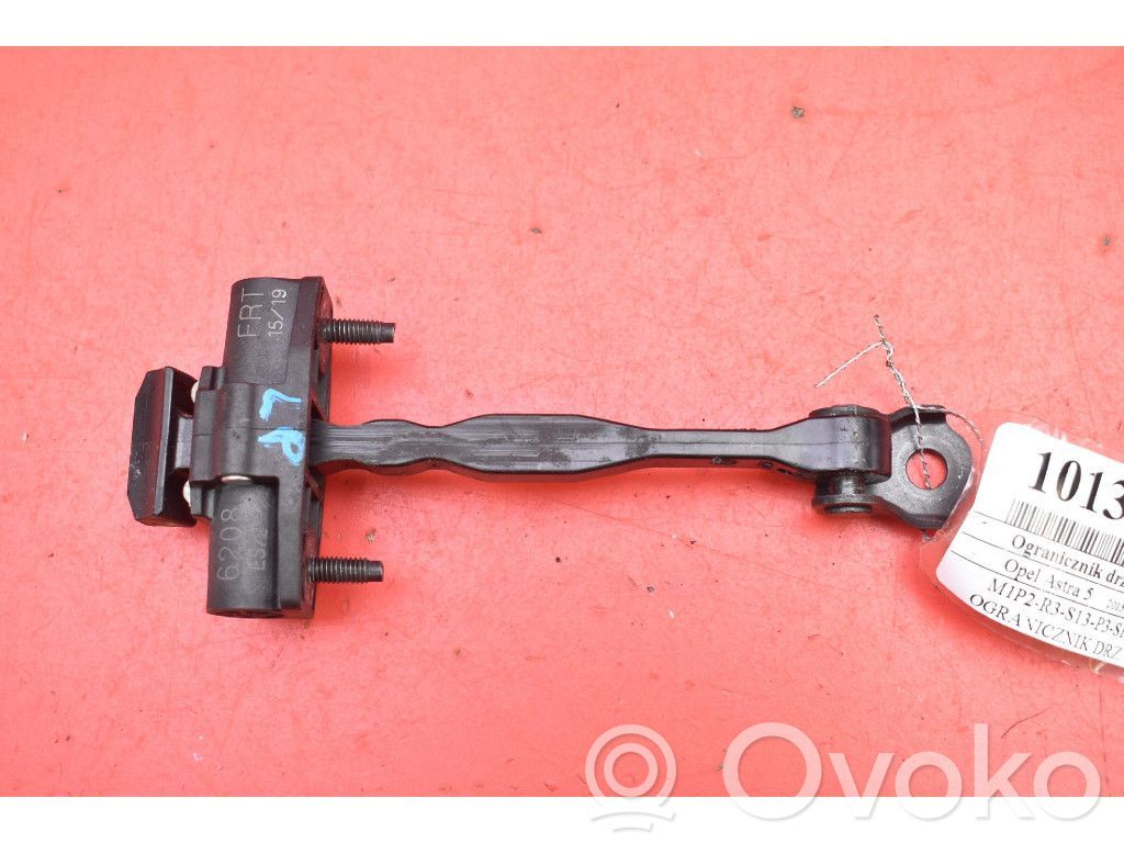 Bedford Astra Etuoven pidätin 