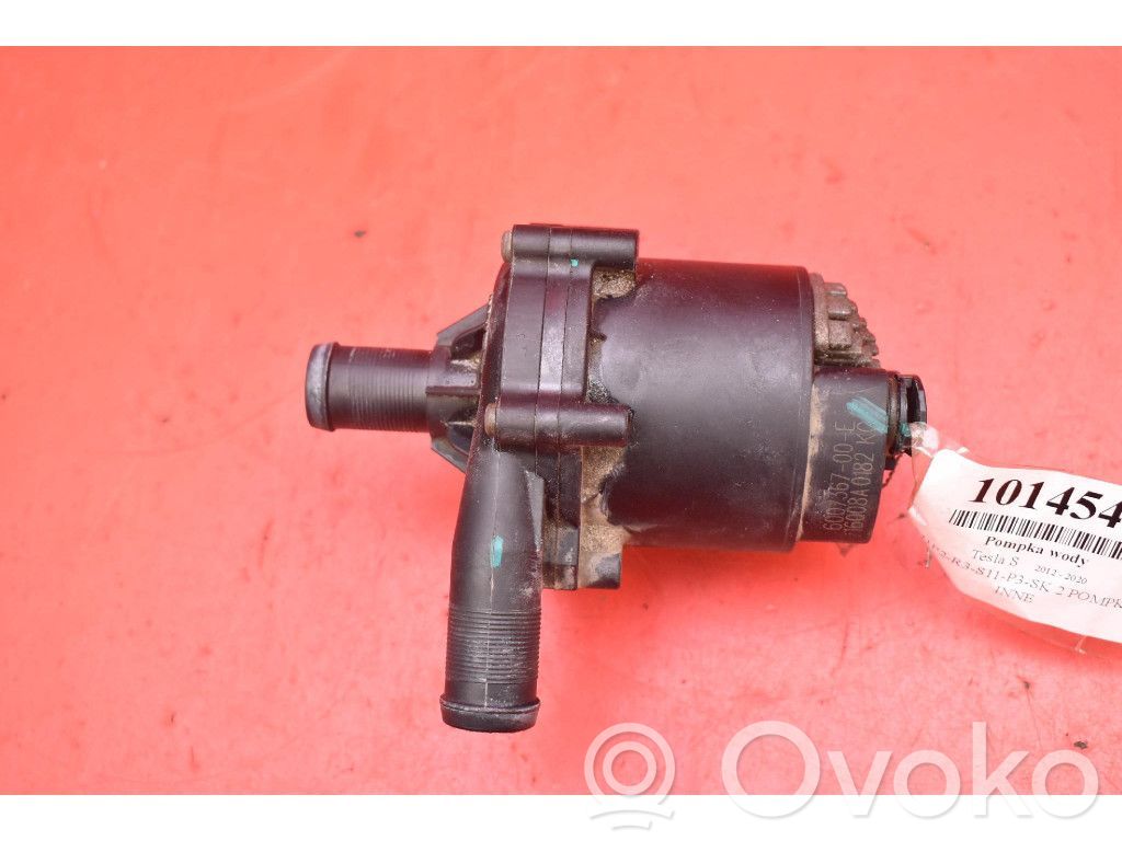 Pompe de circulation d'eau   600736700E,600736700E
