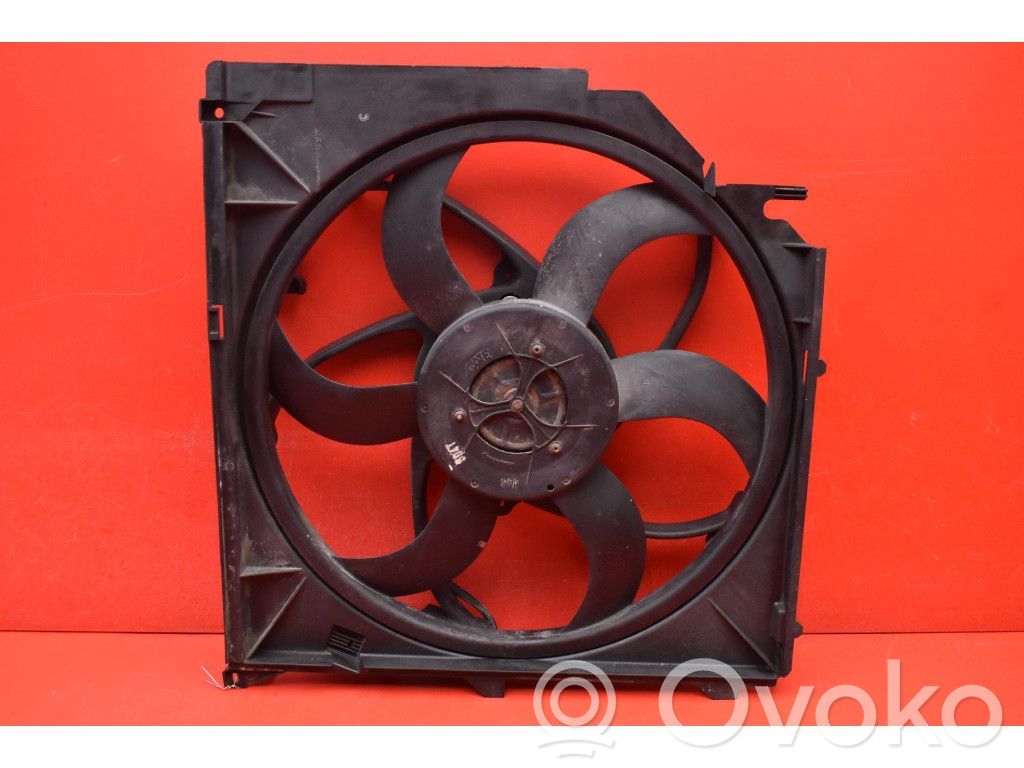 BMW X3 E83 Elektrisks radiatoru ventilators 