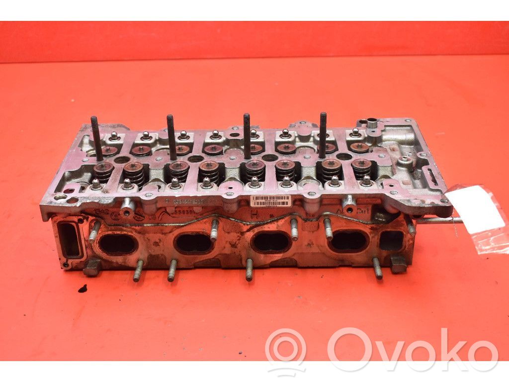 Opel Insignia A Engine head 
