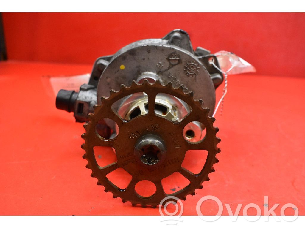 BMW X5M F85 Vacuum pump 