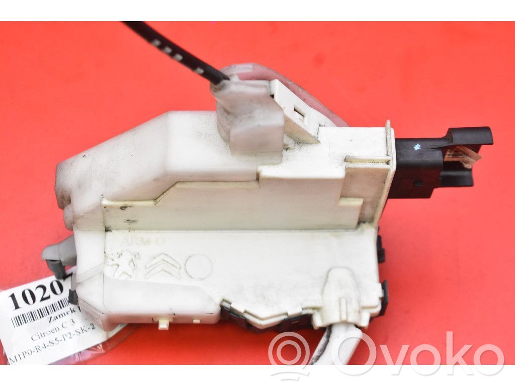 Citroen C3 Priekšpusē slēdzene 