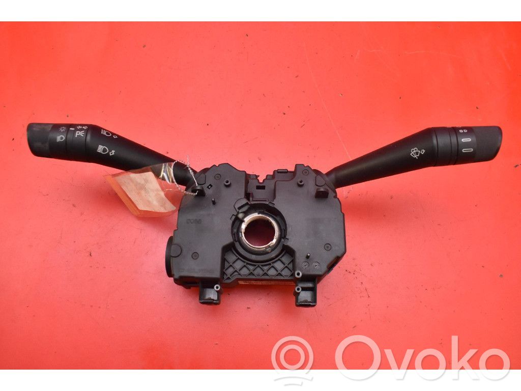 Peugeot Bipper Otros interruptores/perillas/selectores 